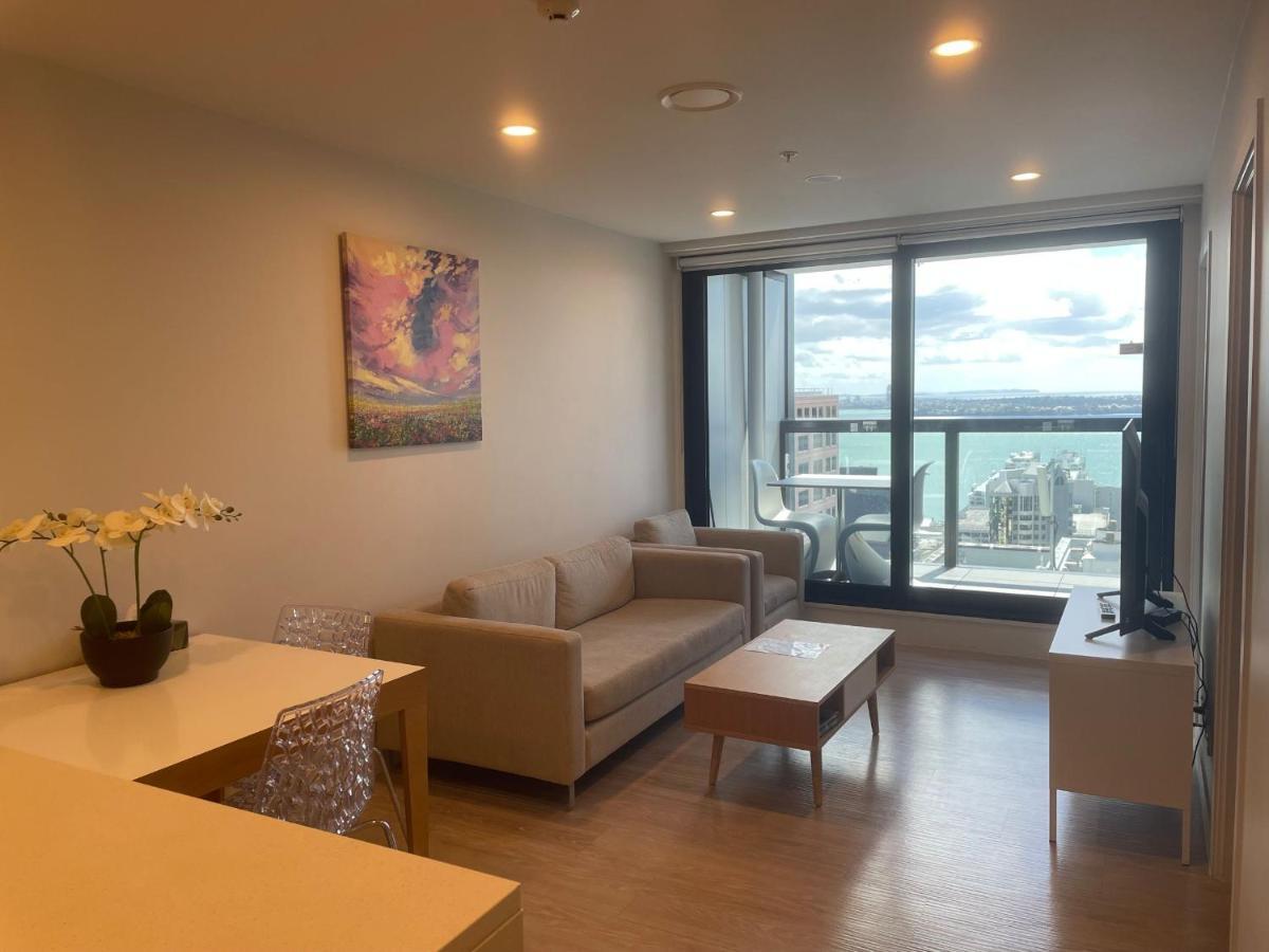 Modern 2 Bedroom Apartment 1 Minute To Skytower Окленд Экстерьер фото